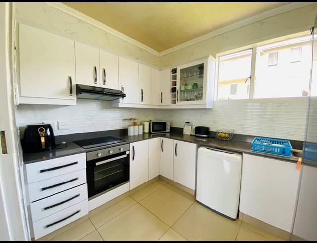 2 BEDROOM APARTMENT FOR SALE IN THE WOLDS